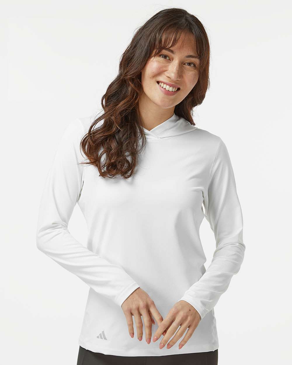 Adidas Sudaderas de Mujer– Caja 24 Unidades – Colores Mixtos – Precio unitario $18.45 c/u