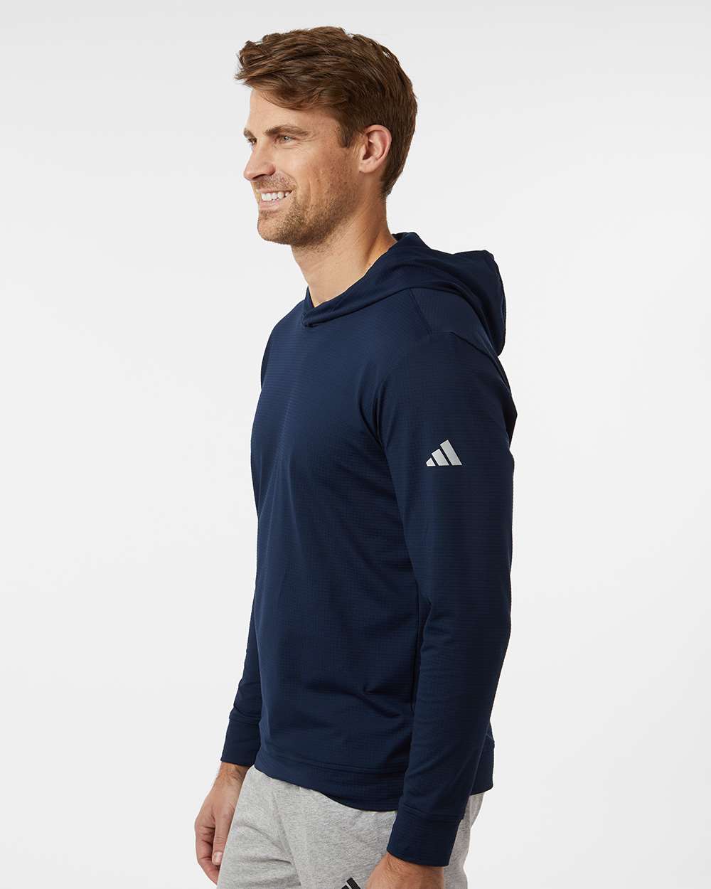 Adidas Sudaderas de Hombre - Colores mixtos - Unidades en la caja 48 - Precio unitario $26.50 usd