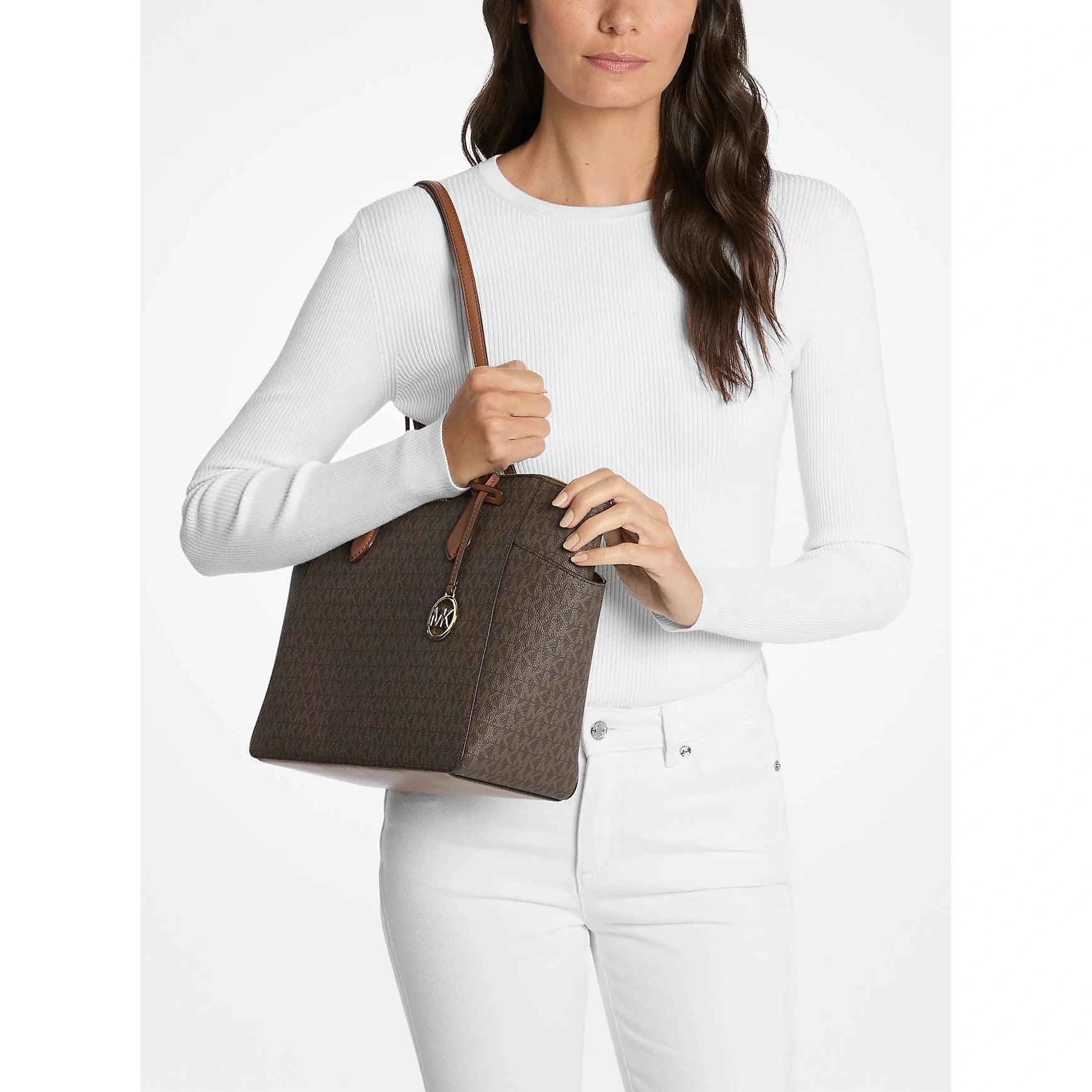 Michael Kors Carteras Modelos Mixtos Originales - Lote Mayoreo 25 Unidades Precio unitario $120 “Ver fotos y Detalles”