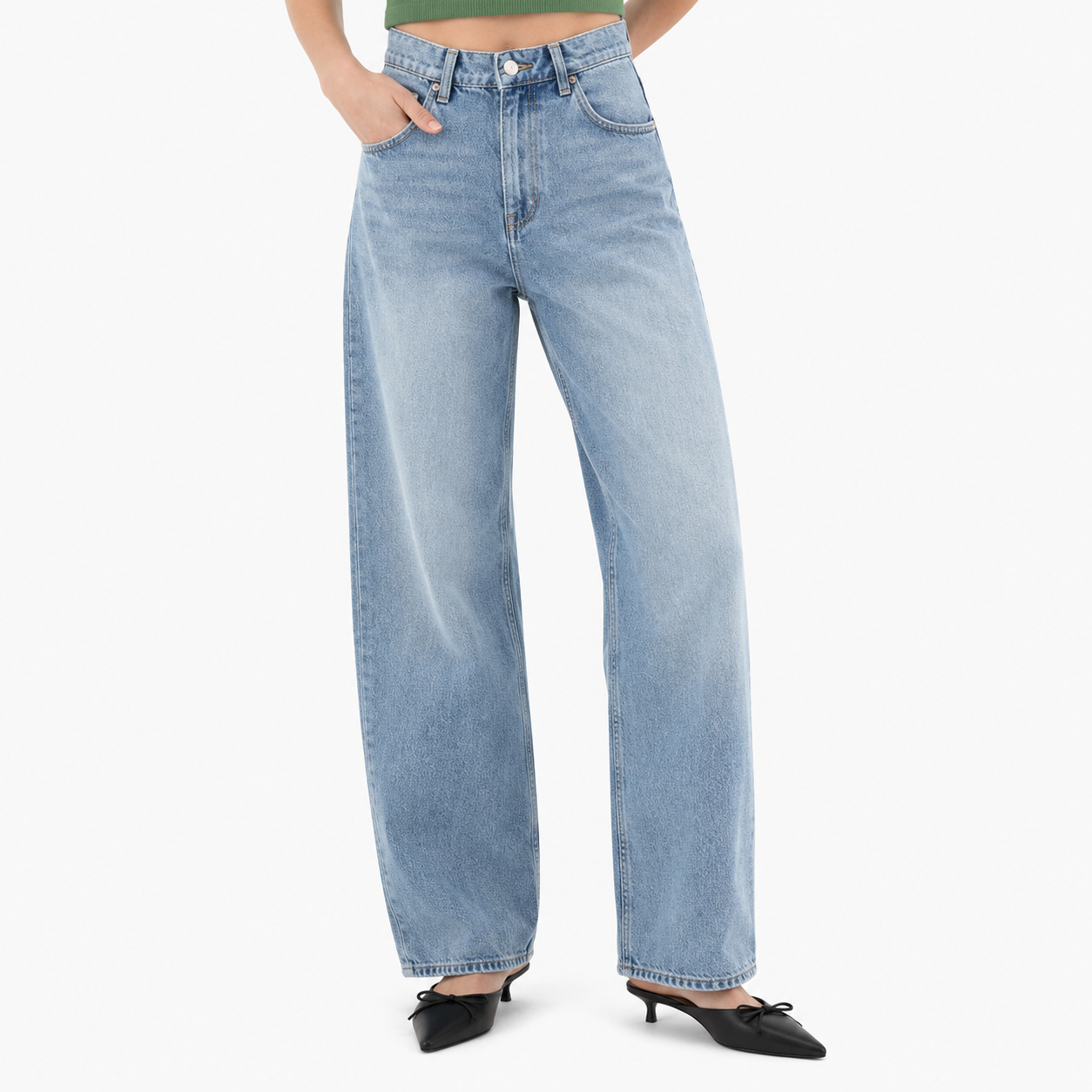 Levi's Baggy / Barr L / XL Flare -Jeans Mujer - Caja 48 Unidades – Colores Mixtos – $27.50 c/u