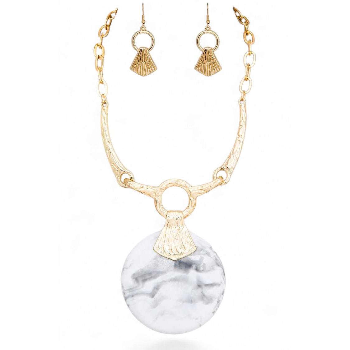 Joyería Fashion al por Mayor – Caja 100 Unidades – Colores y prendas Mixtas – $8.95 c/u