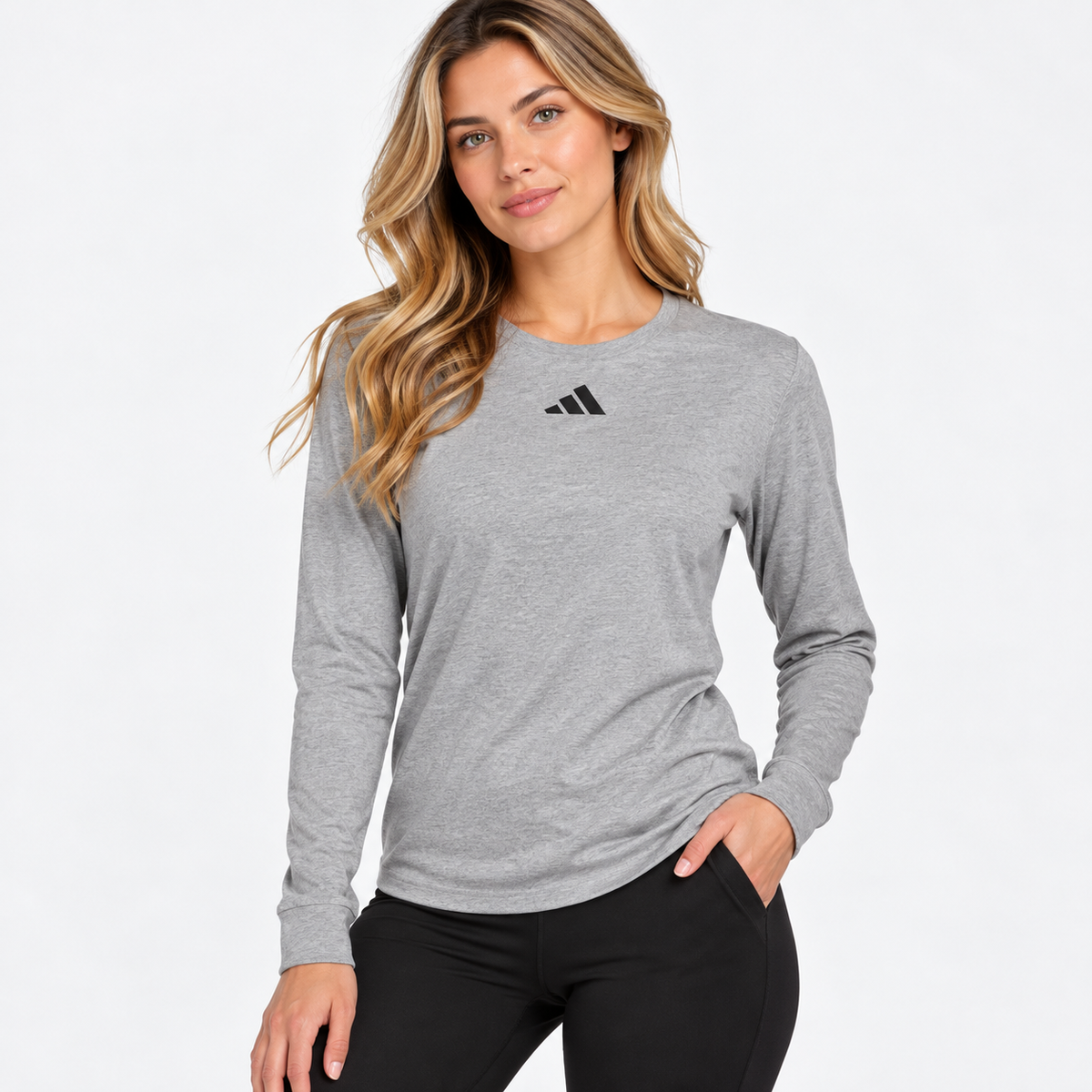 Adidas Camisetas de mujer - Caja de 24 unidades - Precio $23.70 c/u