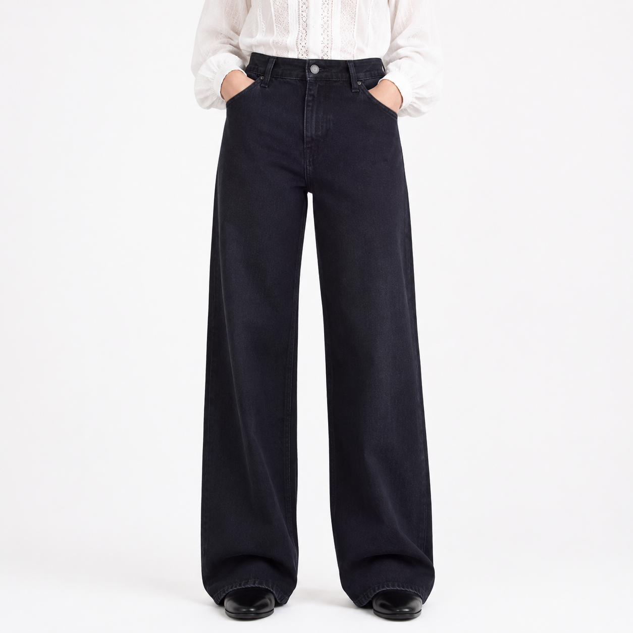 Levi's Loose/Baggy Jeans Mujer Colores MIxtos – Caja Mayoreo 48 Unidades –Precio unitario $27.75 usd