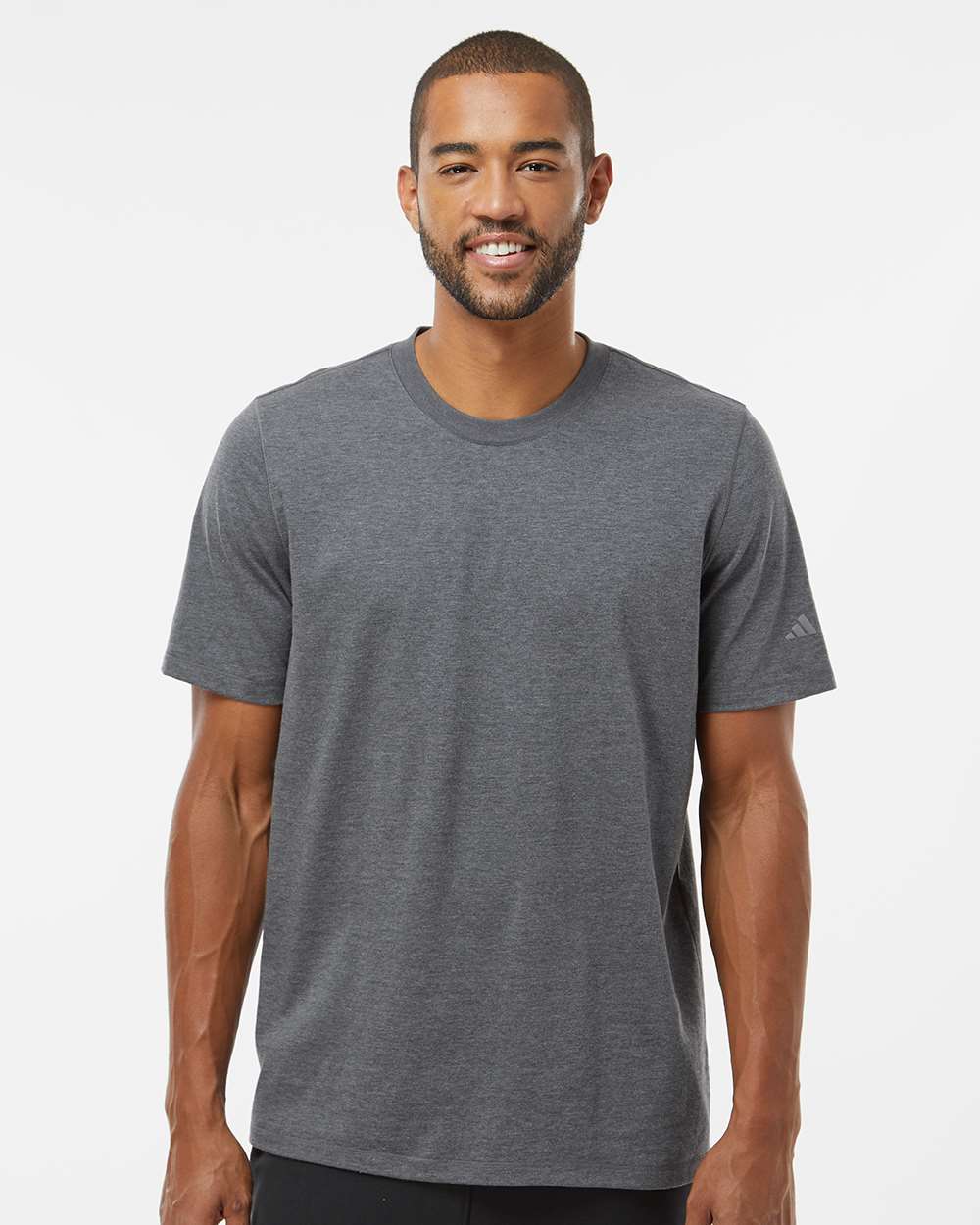 Adidas Camisetas de Hombre - unidades en la caja 48- Precio unitario $12.75 usd