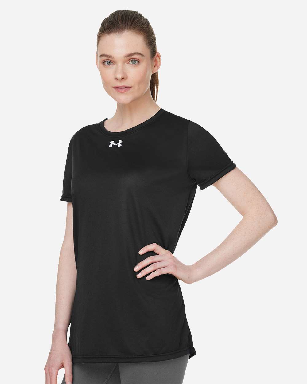 Under Armour Camisetas de Mujer- Pallet de Liquidación de 1,200 Unidades Colores Mixtos - Precio Unitario $5.50 USD
