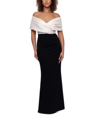 Vestidos y Trajes de Fiesta de Macy's - unidades en el lote 211 - Precio unitario $26.75 c/u