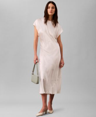 Macy's Ropa de Mujer - Categotria Disenador # 9966- Unidades en el pallet 665- Precio unitario $11.80 c/u