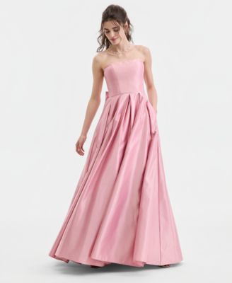 Vestidos y Trajes de Fiesta de Macy's # 5874- unidades en el lote 194 - Precio unitario $20.75 c/u