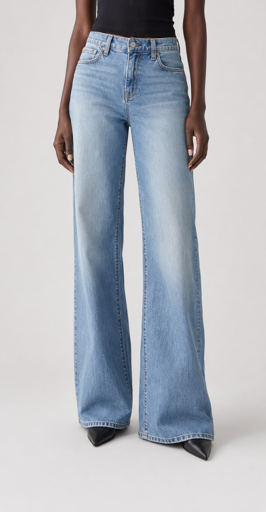 Levi's Wide Leg XL/L.L.FLRE Jeans Mujer colores mixtos - Caja 48 Unidades - Mayoreo $31.75 c/u