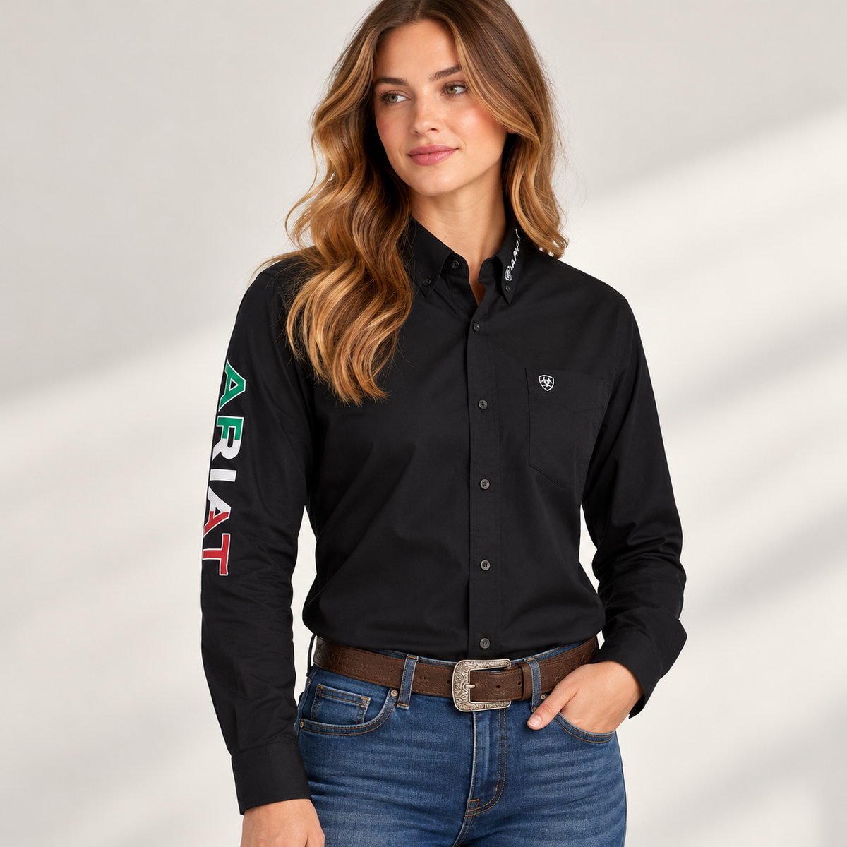 Ariat Camisas de Mujer - Caja de 40 unidades - Precio $29.50 c/u