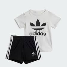 Adidas Conjuntos de 4T a 10 años – Caja 48 Unidades – Colores Mixtos – $17.95 c/u
