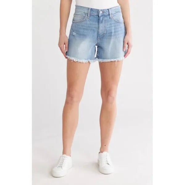 Joe's Shorts de Mujer  –  Unidades en la caja 24 – Colores Mixtos – Precio unitario $20.75 c/u