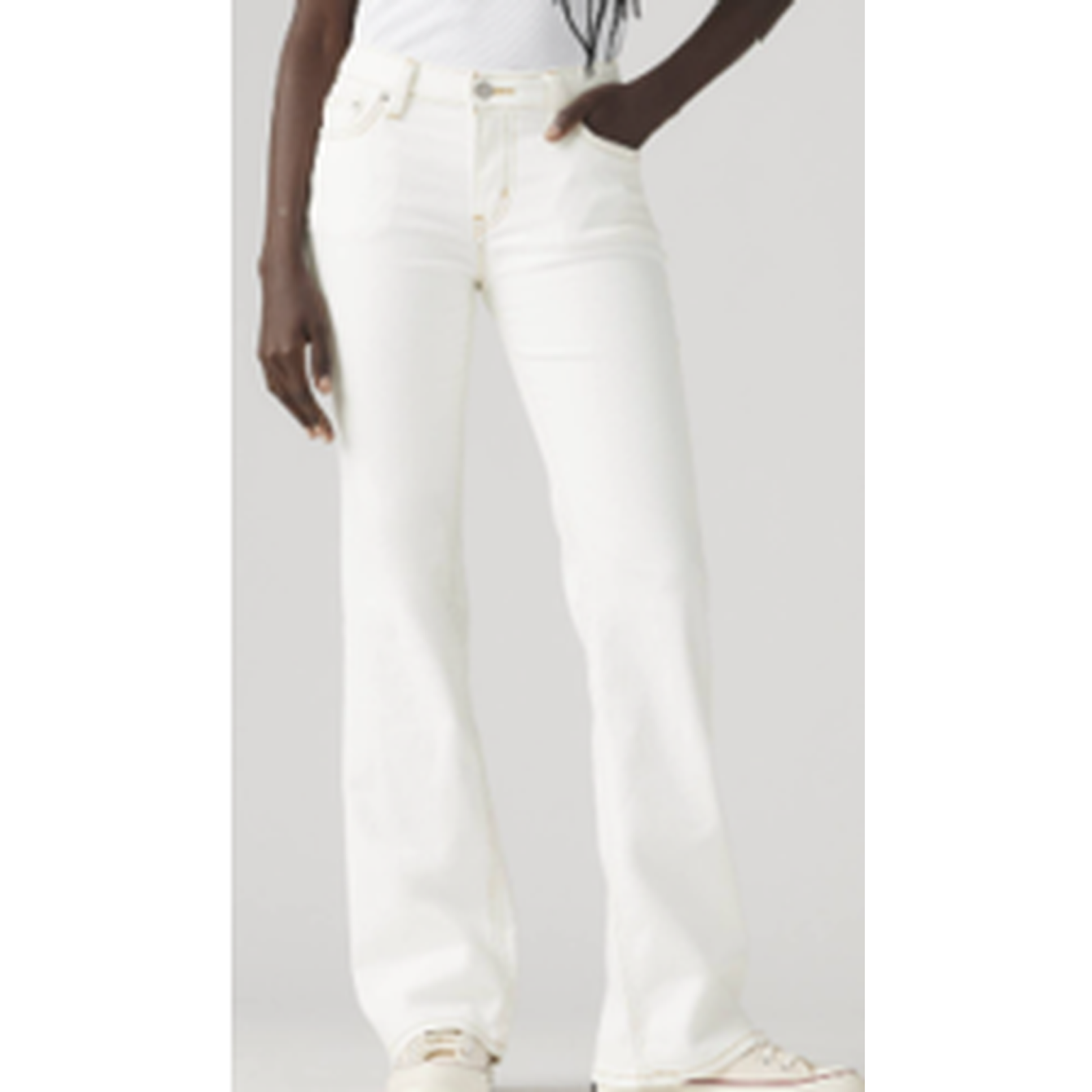 Levi's Bootcut Jeans de Mujer ASS- Unidades en la caja 48- Precio unitario $31.50 c/u